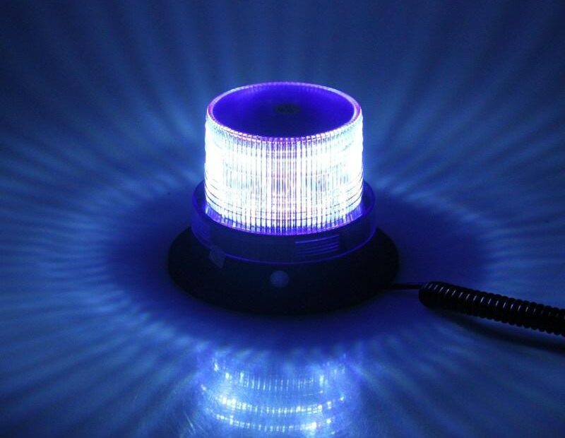 Aparelho de luz estroboscópica em funcionamento